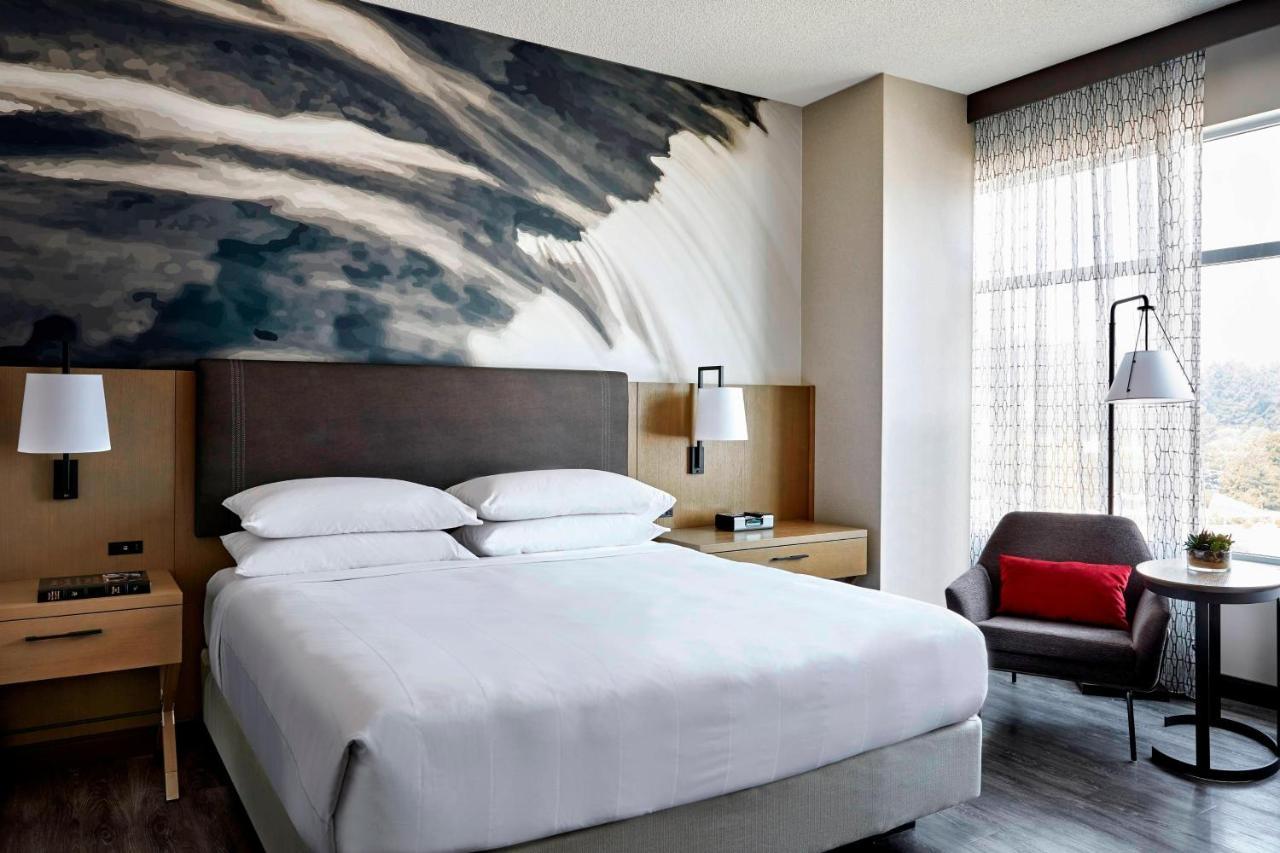Seattle Marriott Hotel